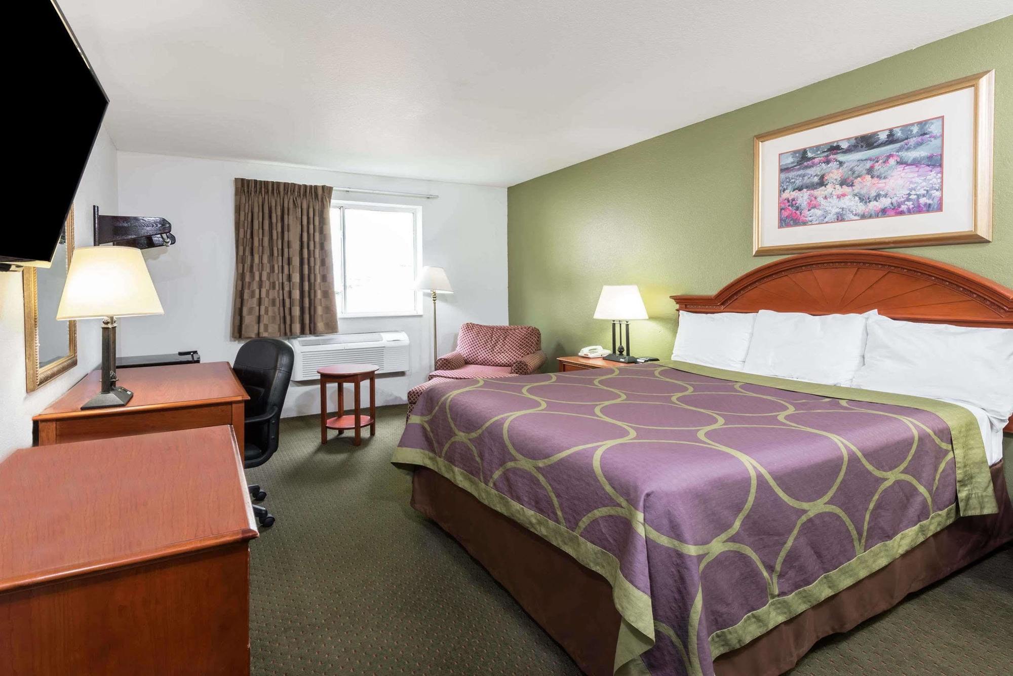Super 8 By Wyndham Pittsburgh/monroeville Hotel