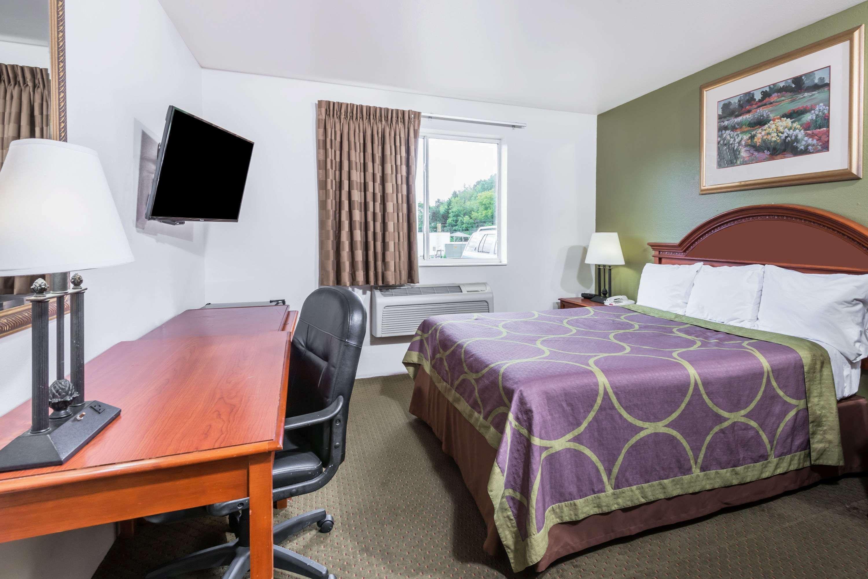 Super 8 By Wyndham Pittsburgh/monroeville 2* Monroeville